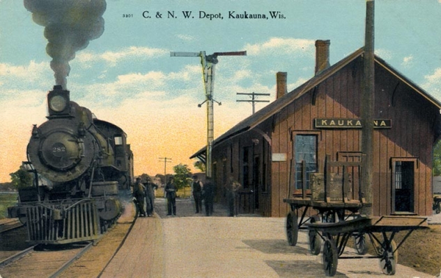 Depot  Kaukauna, WI
C&NW depot at Kaukauna,WI.  Collection of Ron Christensen.
Keywords: Depot Kaukauna WI