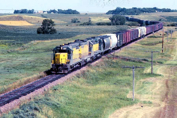 GP35  837  Florence, MN
The train is westbound at Florence MN. The trailing units are #855, 808. 
Photo taken July 27, 1980 by Dick talbott.
 
Keywords: GP35  837 Florence